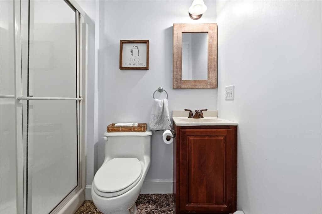 221 Central St, Hingham MA 02043 photo 19