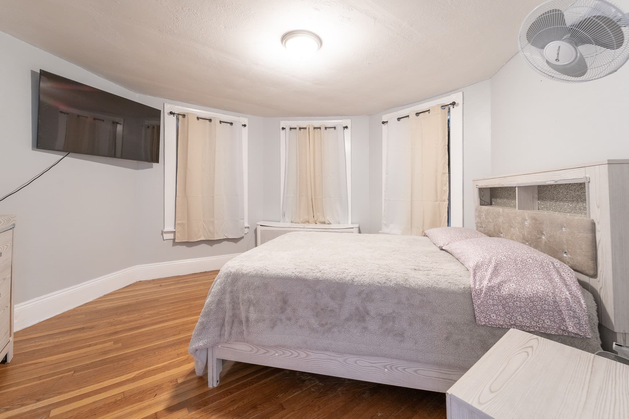 3 Family at 68 Cook Ave, Chelsea MA 02150, Chelsea, photo 6 of 20