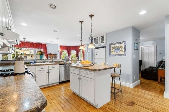 Multi Family at 24 Park St, Wakefield MA 01880, Wakefield, photo 8 of 37