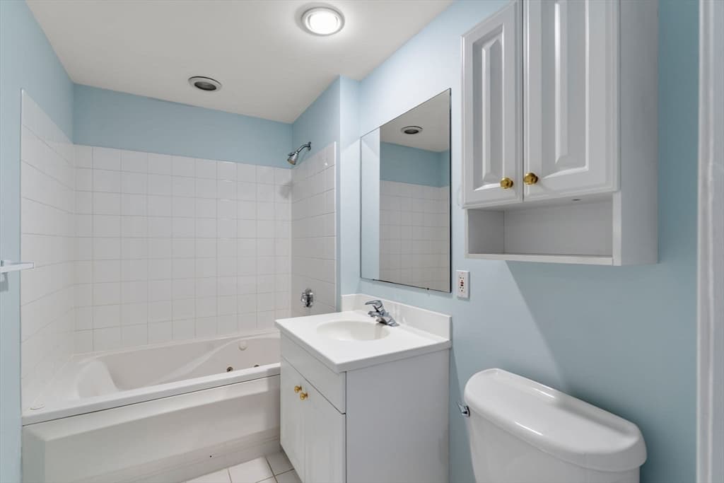 Condominium at 65 Chelsea St # 304, Boston MA 02129, Boston, photo 15 of 22