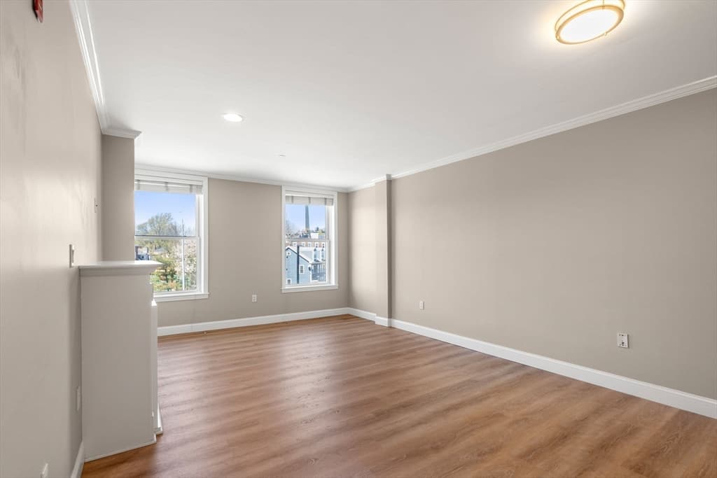 Condominium at 65 Chelsea St # 304, Boston MA 02129, Boston, photo 8 of 22
