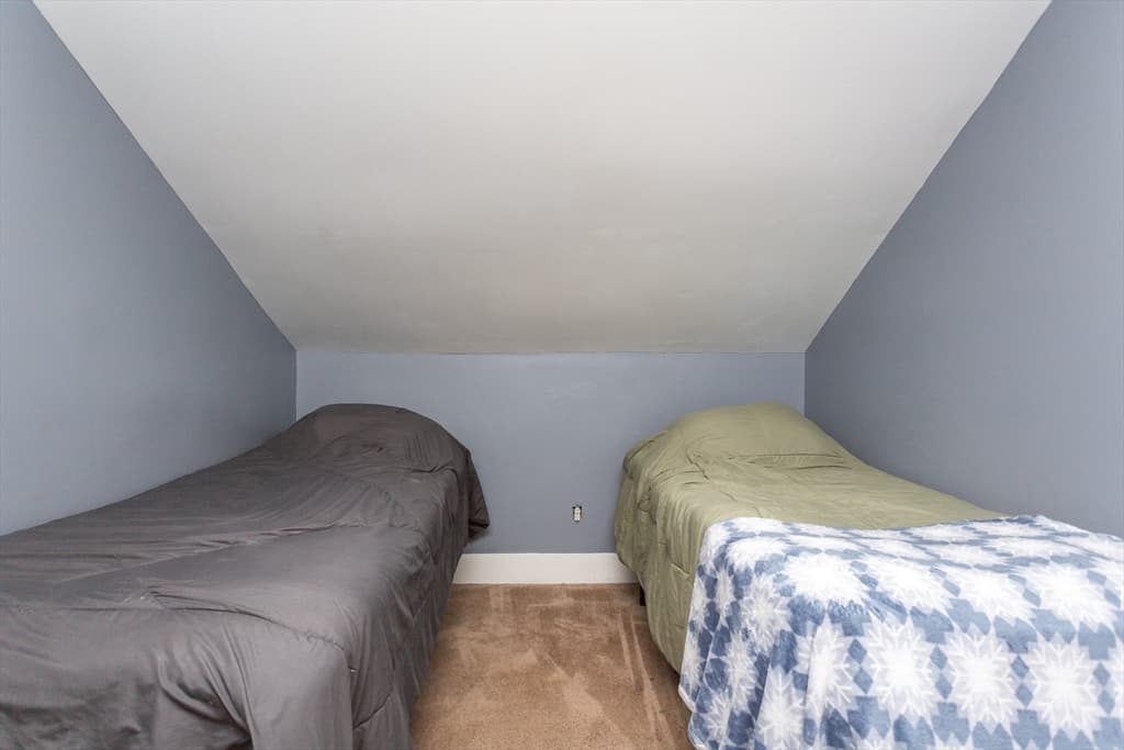 232 Park St, New Bedford MA 02740 photo 10
