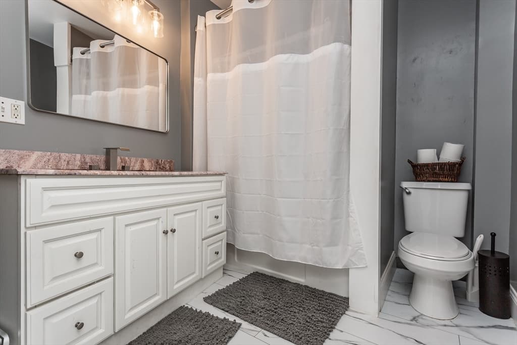 232 Park St, New Bedford MA 02740 photo 14