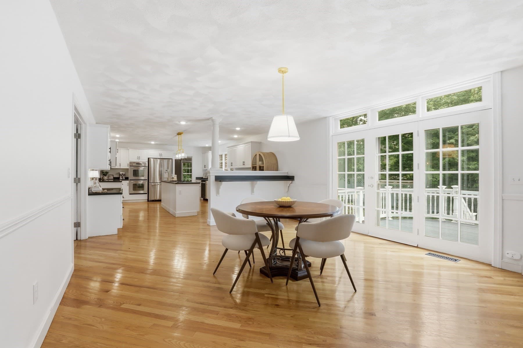 Single Family Residence at 4 Farnham Circle, Andover MA 01810, photo 13 of 42