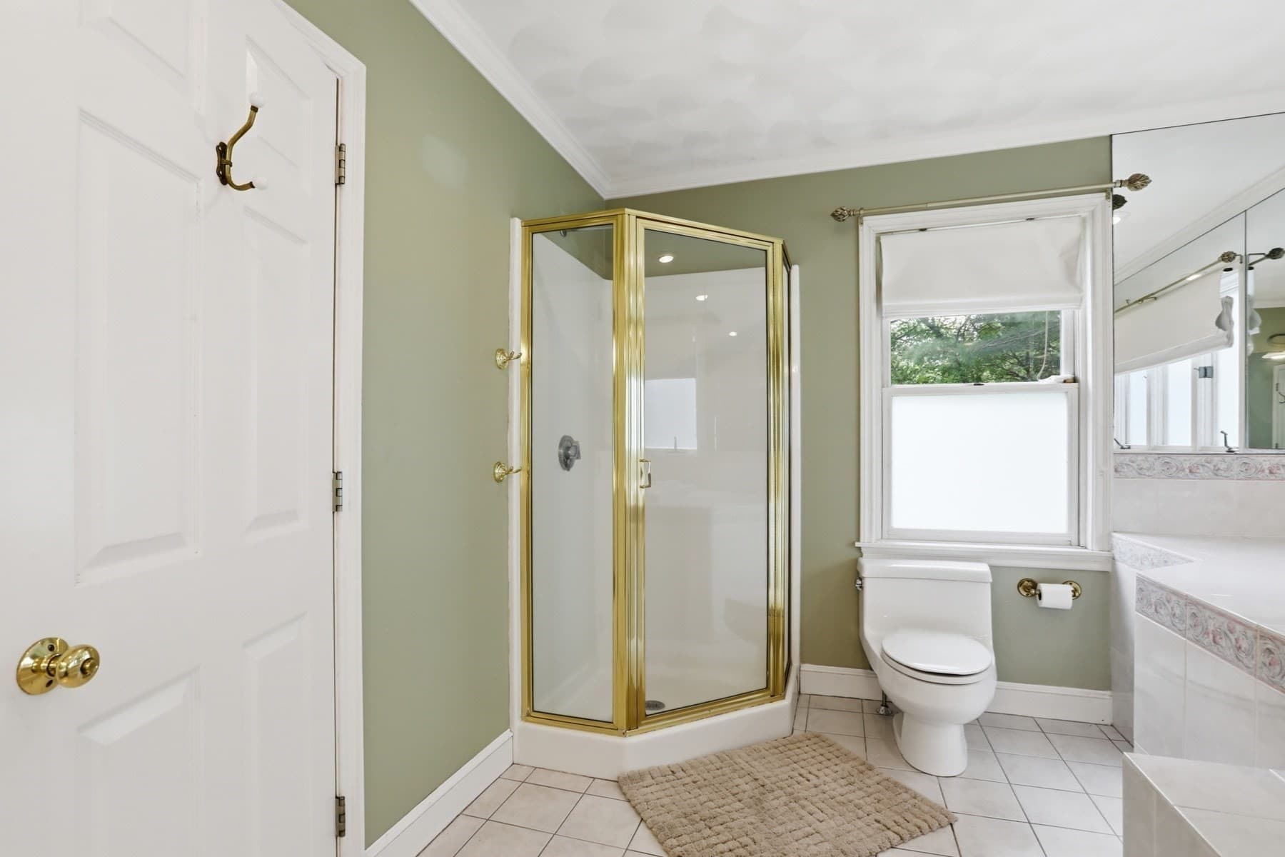 Single Family Residence at 4 Farnham Circle, Andover MA 01810, photo 32 of 42