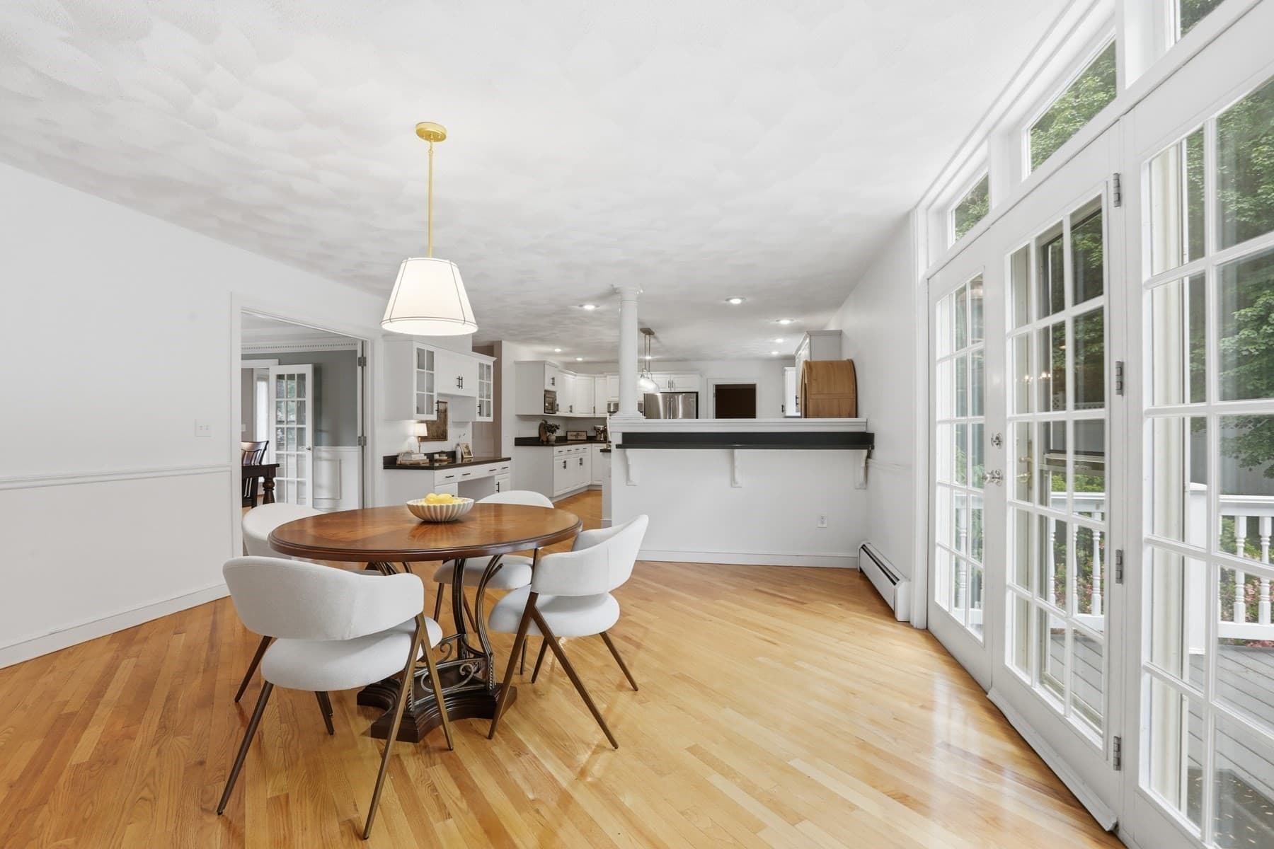 Single Family Residence at 4 Farnham Circle, Andover MA 01810, photo 14 of 42