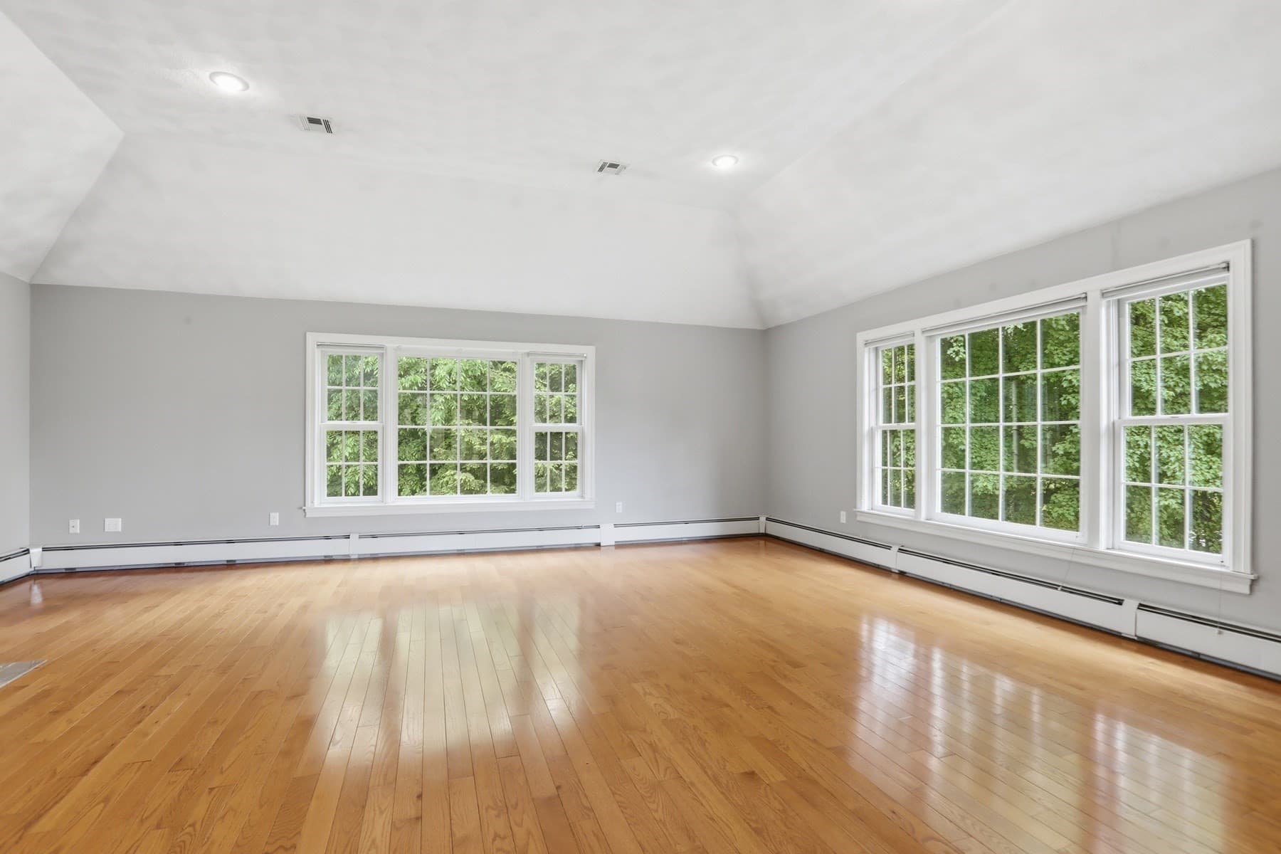 Single Family Residence at 4 Farnham Circle, Andover MA 01810, photo 25 of 42