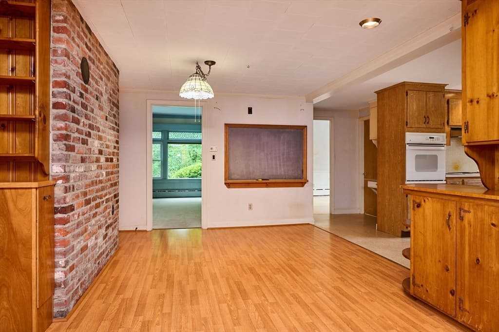 Single Family Residence at 198 Leyden Rd, Greenfield MA 01301, Greenfield, photo 8 of 39