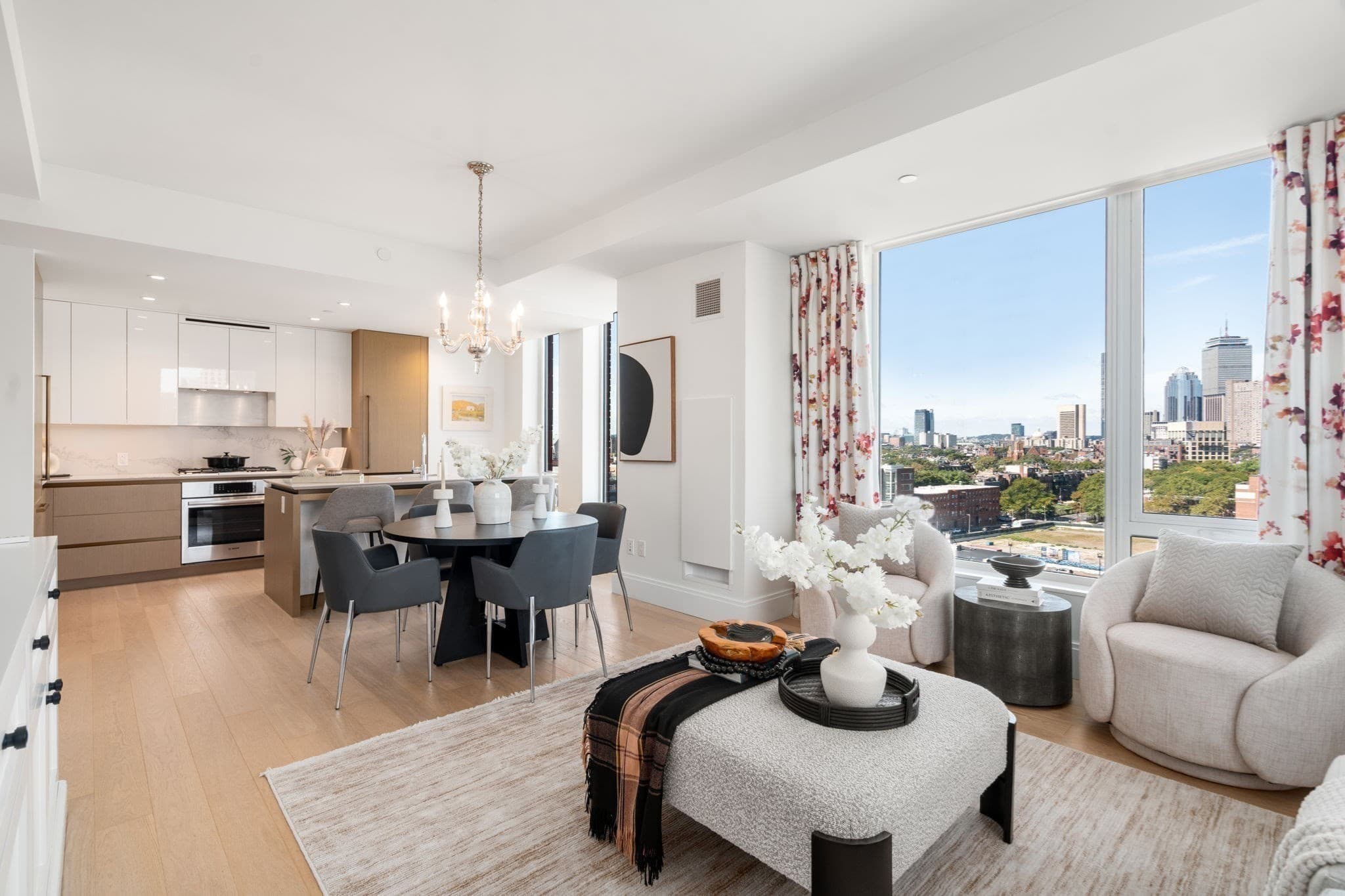 Condominium at 380 Harrison Ave # 1118, Boston MA 02118, photo 5 of 39