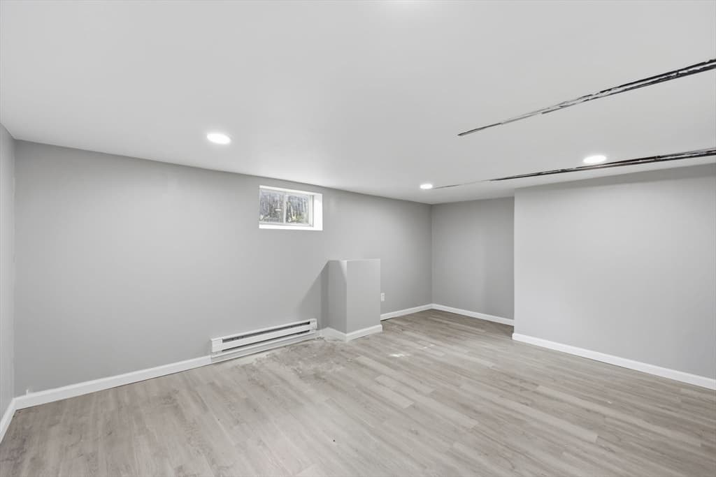 Single Family Residence at 234 Draper St, Springfield MA 01108, Springfield, photo 23 of 25