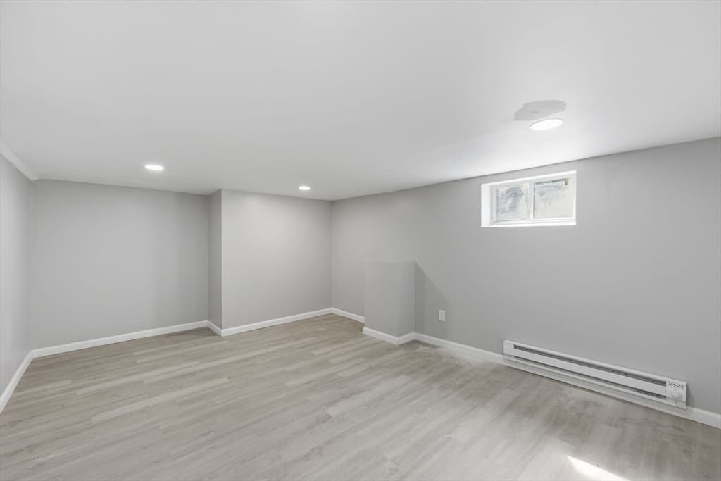 Single Family Residence at 234 Draper St, Springfield MA 01108, Springfield, photo 22 of 25
