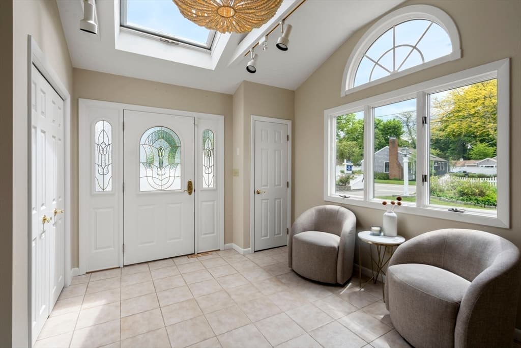 446 Barlows Landing Rd, Bourne MA 02559 photo 5