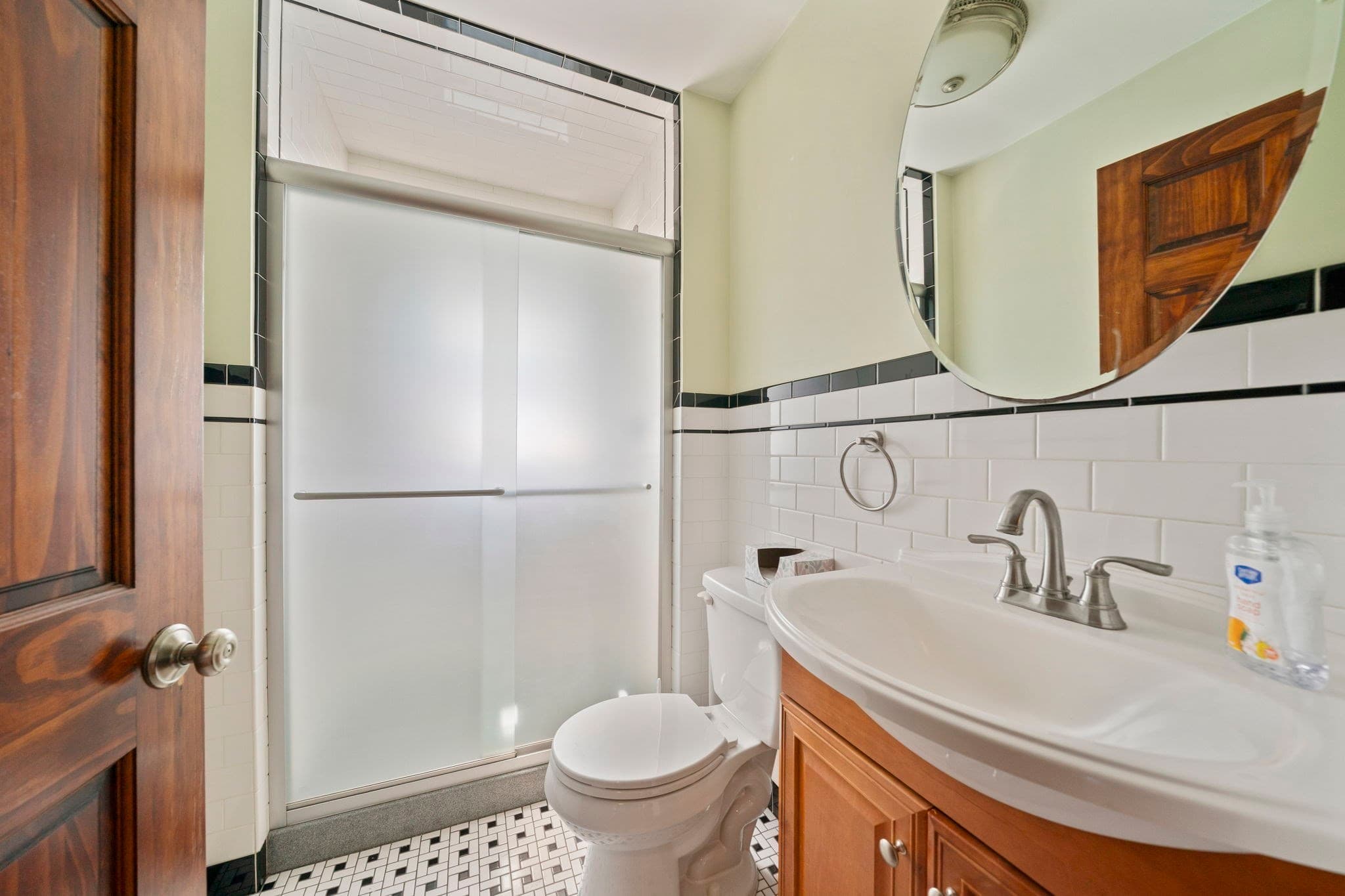 2 Family - 2 Units Up/Down at 35 Manomet Rd, Weymouth MA 02191, Weymouth, photo 23 of 42