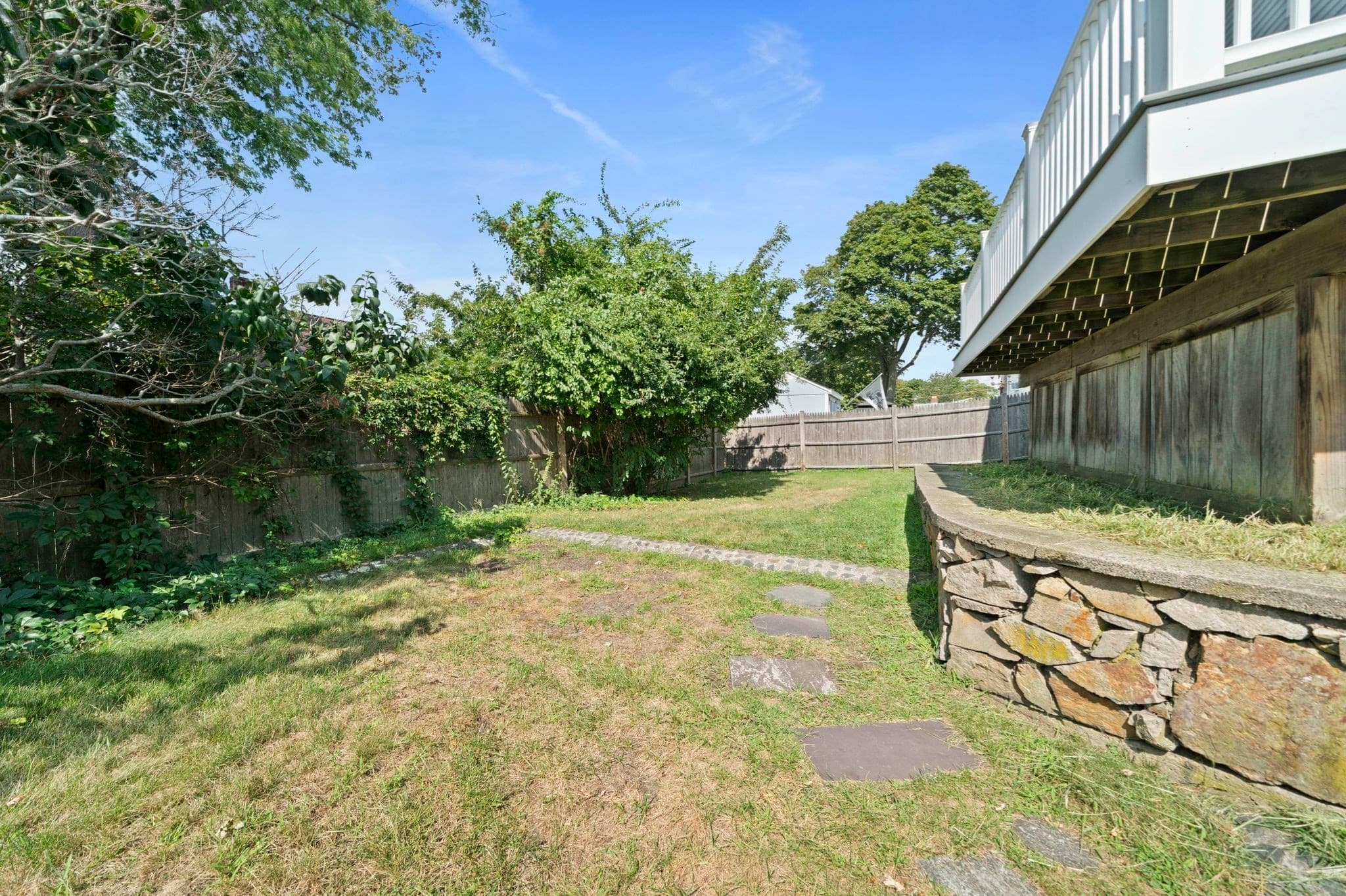 2 Family - 2 Units Up/Down at 35 Manomet Rd, Weymouth MA 02191, Weymouth, photo 34 of 42