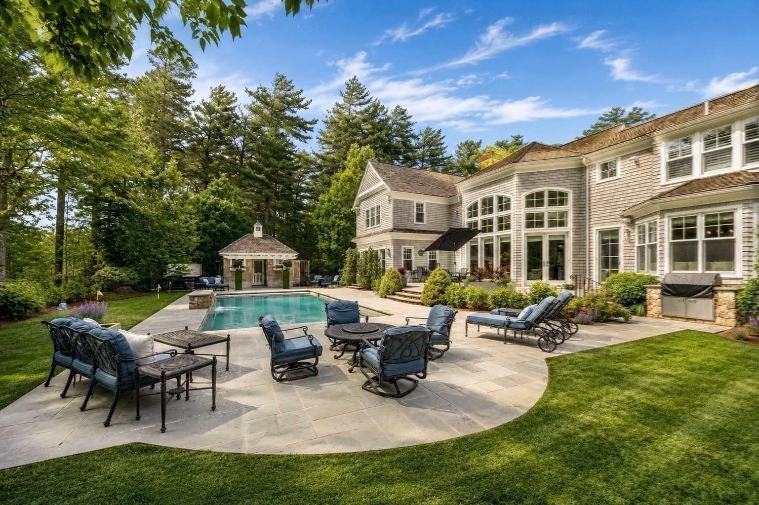 Single Family Residence at 9 High Ridge Drive, Mattapoisett MA 02739, photo 6 of 33