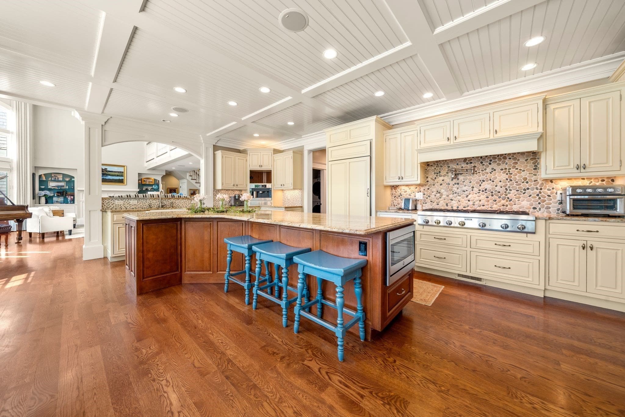 Single Family Residence at 9 High Ridge Drive, Mattapoisett MA 02739, photo 14 of 33