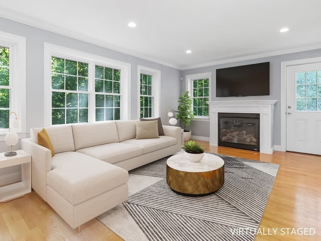 32 Lauricella Lane, Waltham MA 02452 photo 16
