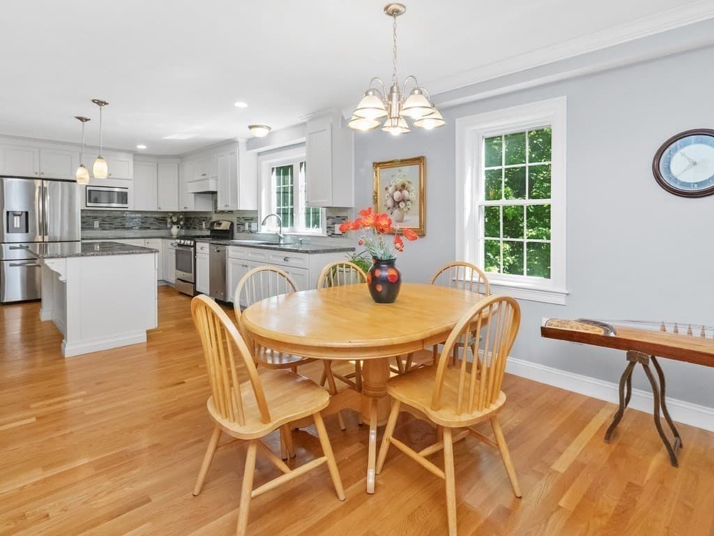 32 Lauricella Lane, Waltham MA 02452 photo 7