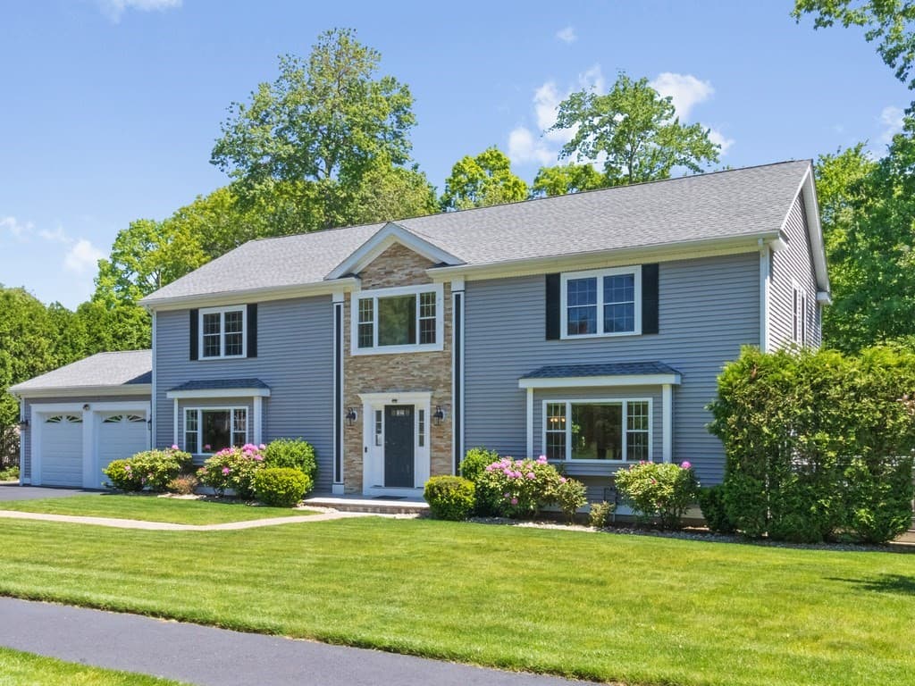 32 Lauricella Lane, Waltham MA 02452