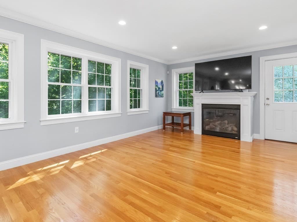 32 Lauricella Lane, Waltham MA 02452 photo 15
