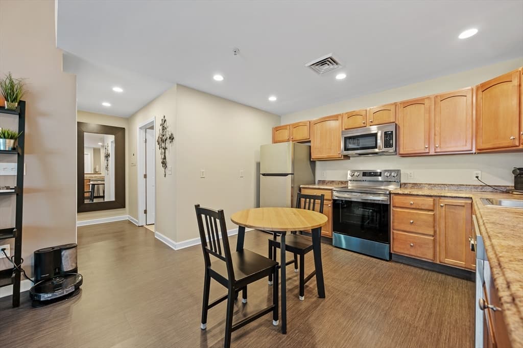 48 Phillips Rd # 12, Holden MA 01520 photo 6