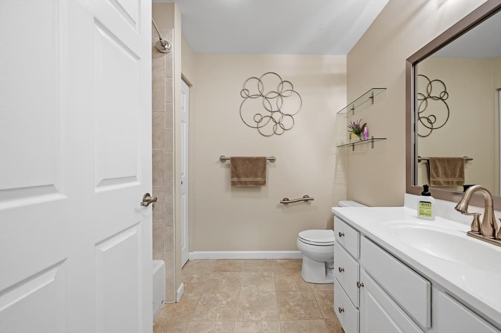 48 Phillips Rd # 12, Holden MA 01520 photo 8