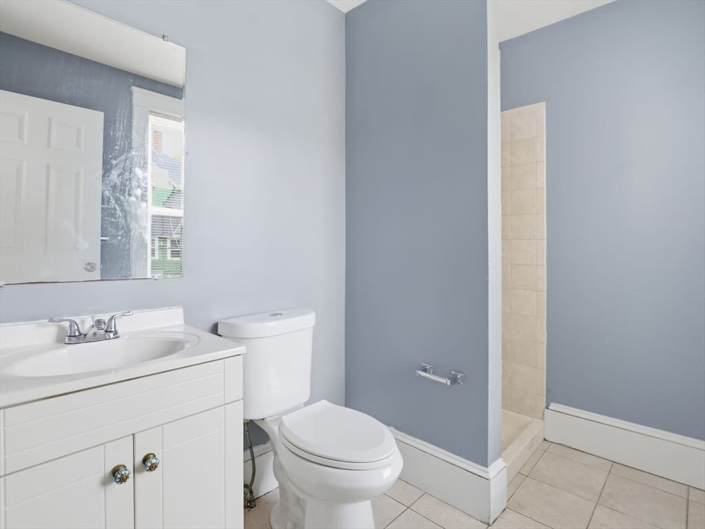 3 Family at 7 Corbet Street, Boston MA 02124, Boston, photo 10 of 37