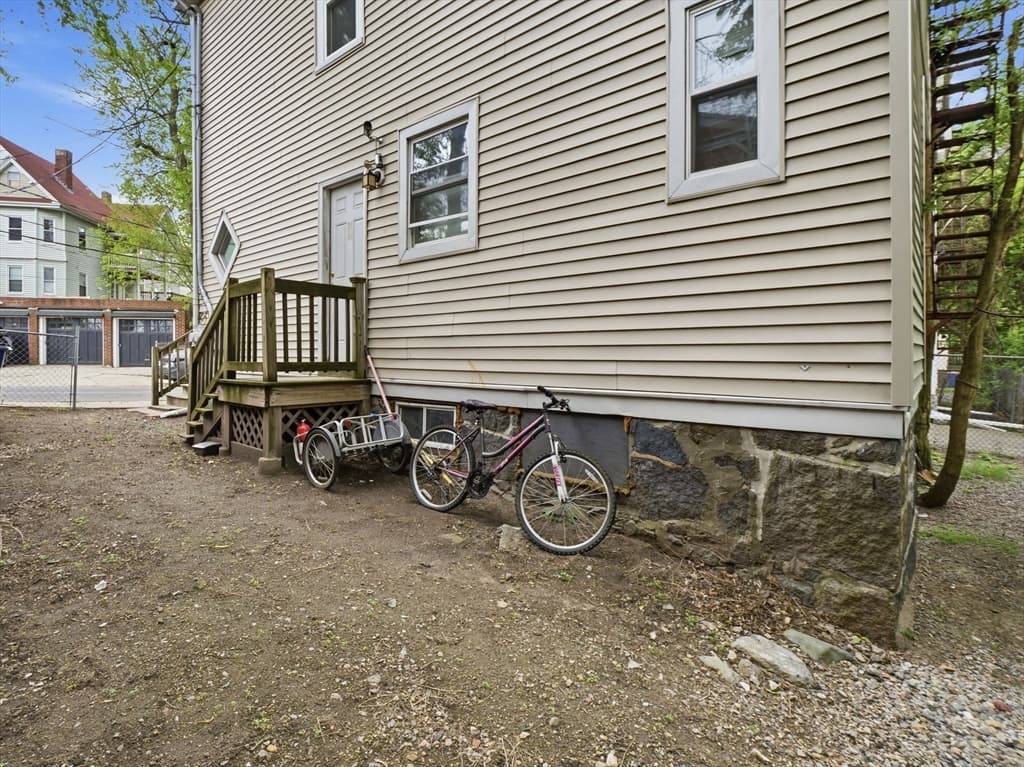 3 Family at 7 Corbet Street, Boston MA 02124, Boston, photo 33 of 37