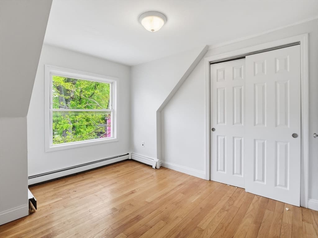 3 Family at 7 Corbet Street, Boston MA 02124, Boston, photo 15 of 37