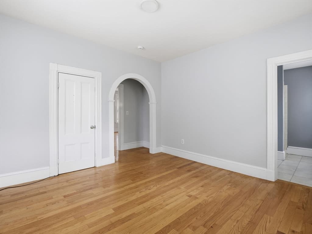 3 Family at 7 Corbet Street, Boston MA 02124, Boston, photo 11 of 37