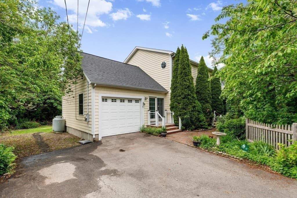 1 Pigeon Hill Ct # C, Rockport MA 01966 photo 2