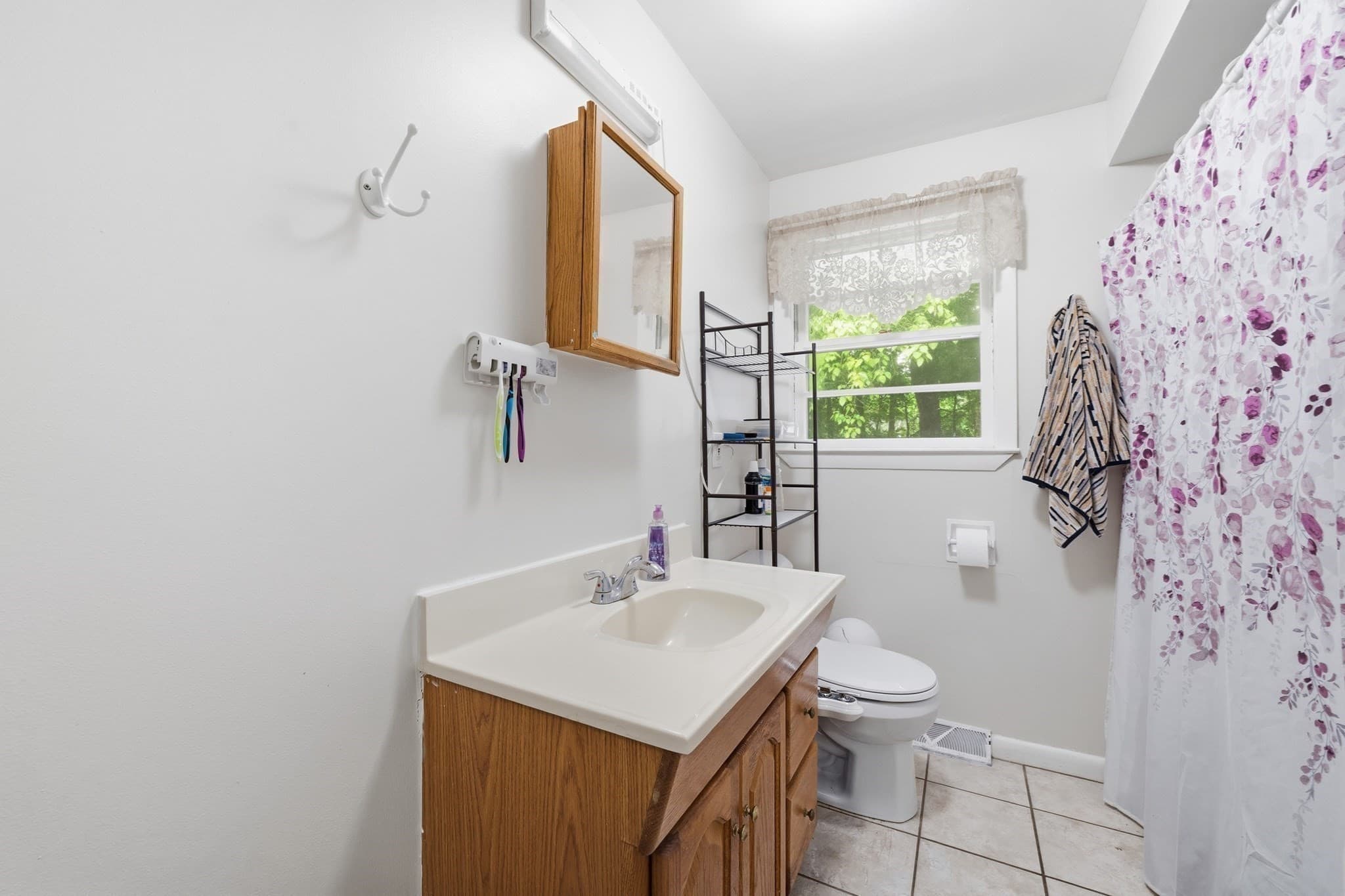 Single Family Residence at 11 Mcfarlin Rd, Chelmsford MA 01824, photo 17 of 38