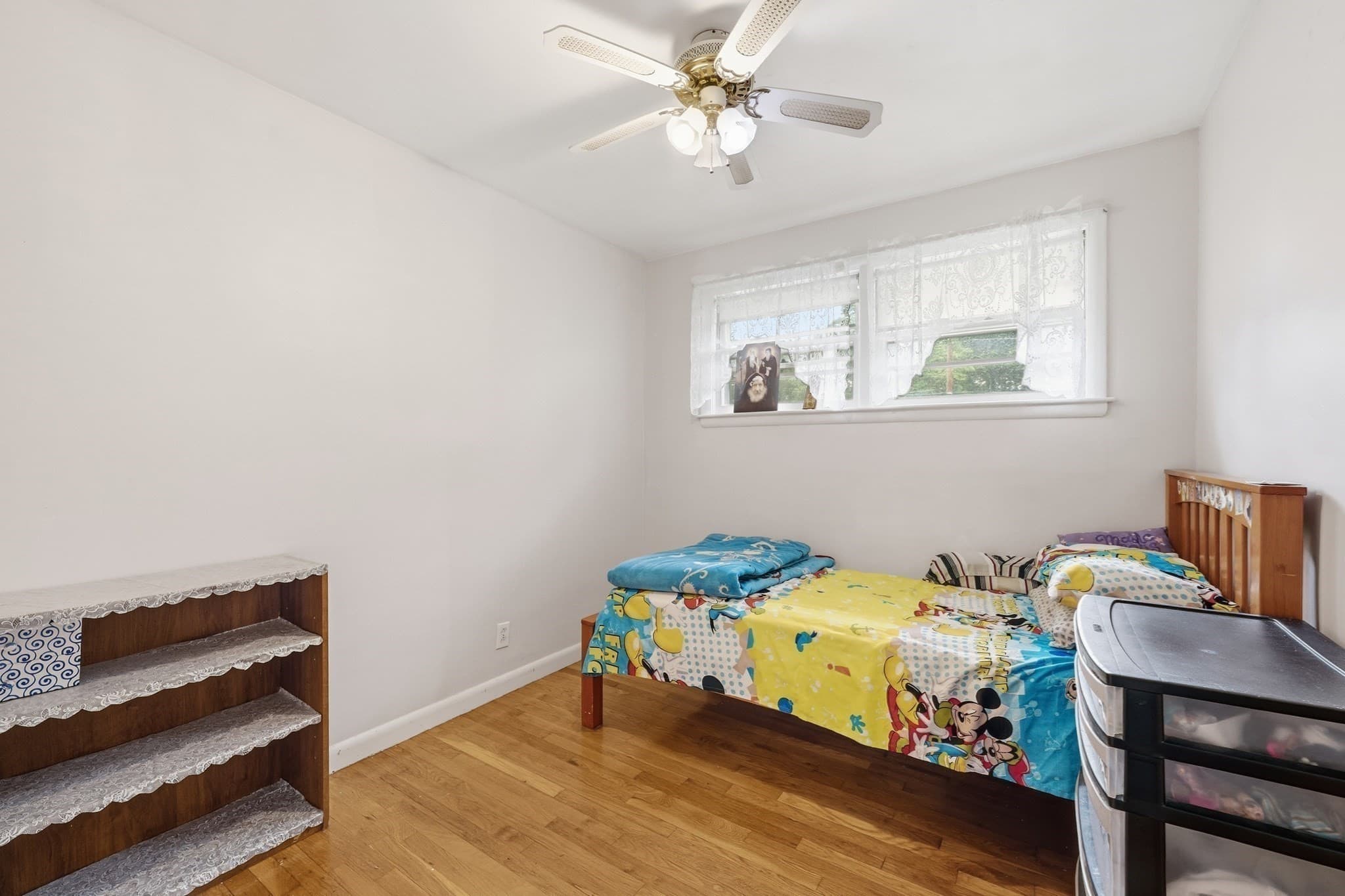 Single Family Residence at 11 Mcfarlin Rd, Chelmsford MA 01824, photo 18 of 38