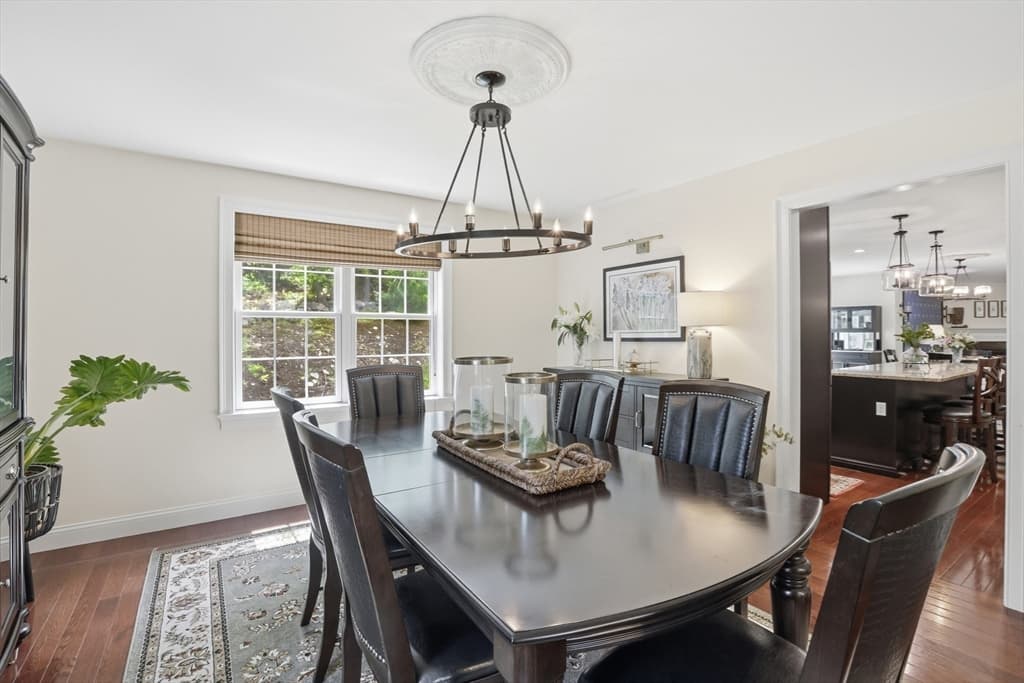Single Family Residence at 4 Murray Hill Circle, Wilmington MA 01887, Wilmington, photo 5 of 42