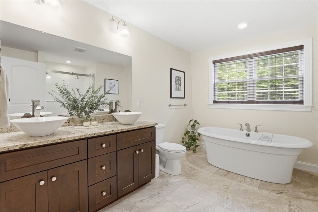 Single Family Residence at 4 Murray Hill Circle, Wilmington MA 01887, Wilmington, photo 21 of 42