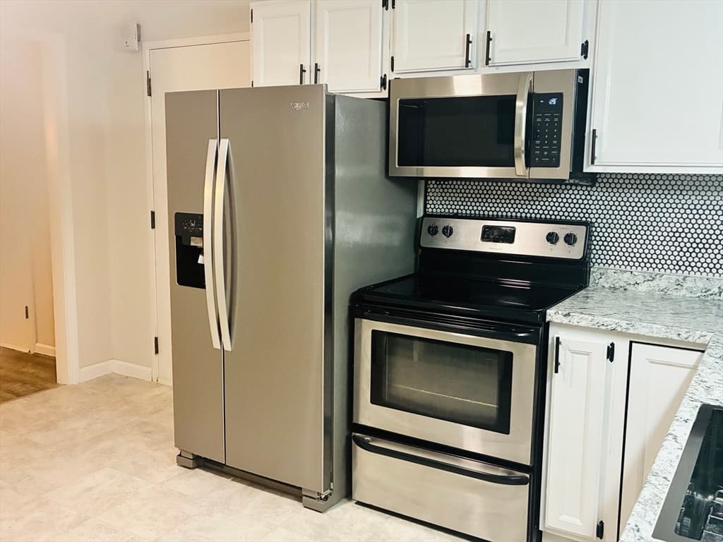 60 Chapin St # D, Holyoke MA 01040 photo 16