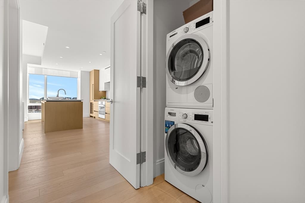 Condominium at 380 Harrison Ave # 1008, Boston MA 02118, Boston, photo 27 of 40