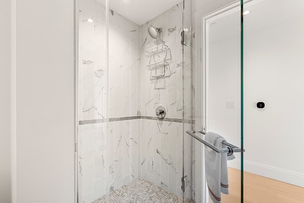 Condominium at 380 Harrison Ave # 1008, Boston MA 02118, Boston, photo 17 of 40