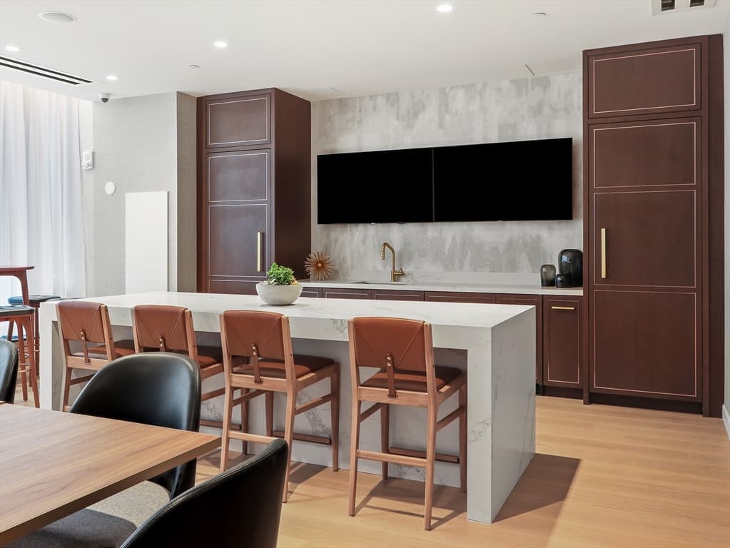 Condominium at 380 Harrison Ave # 1008, Boston MA 02118, Boston, photo 36 of 40