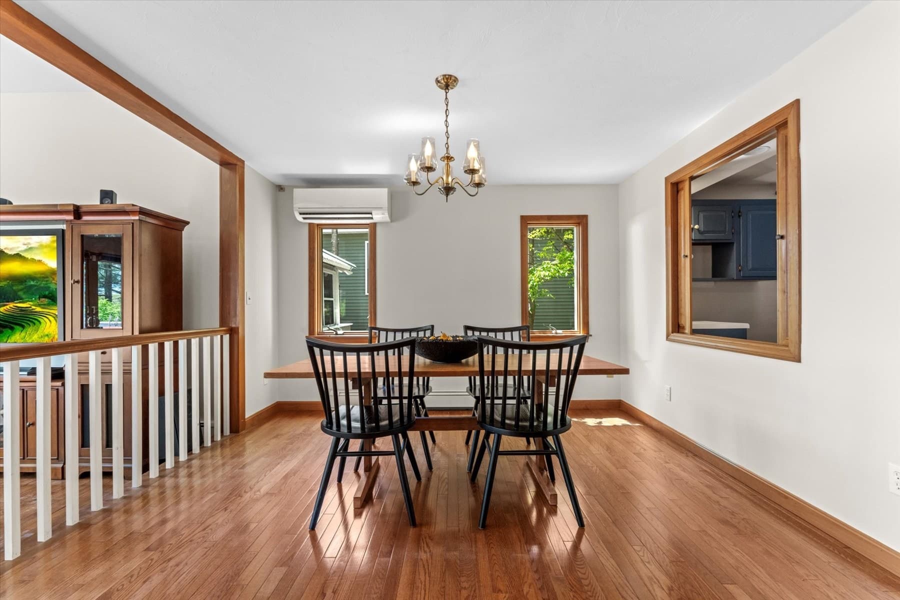 Single Family Residence at 91 Lake Shore Drive, West Brookfield MA 01585, photo 13 of 42