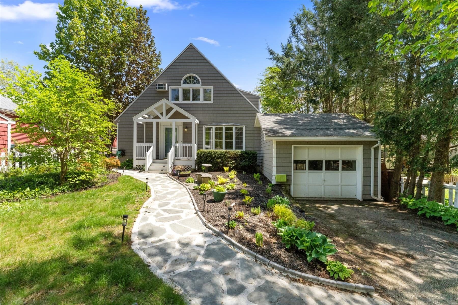 Single Family Residence at 91 Lake Shore Drive, West Brookfield MA 01585, photo 3 of 42