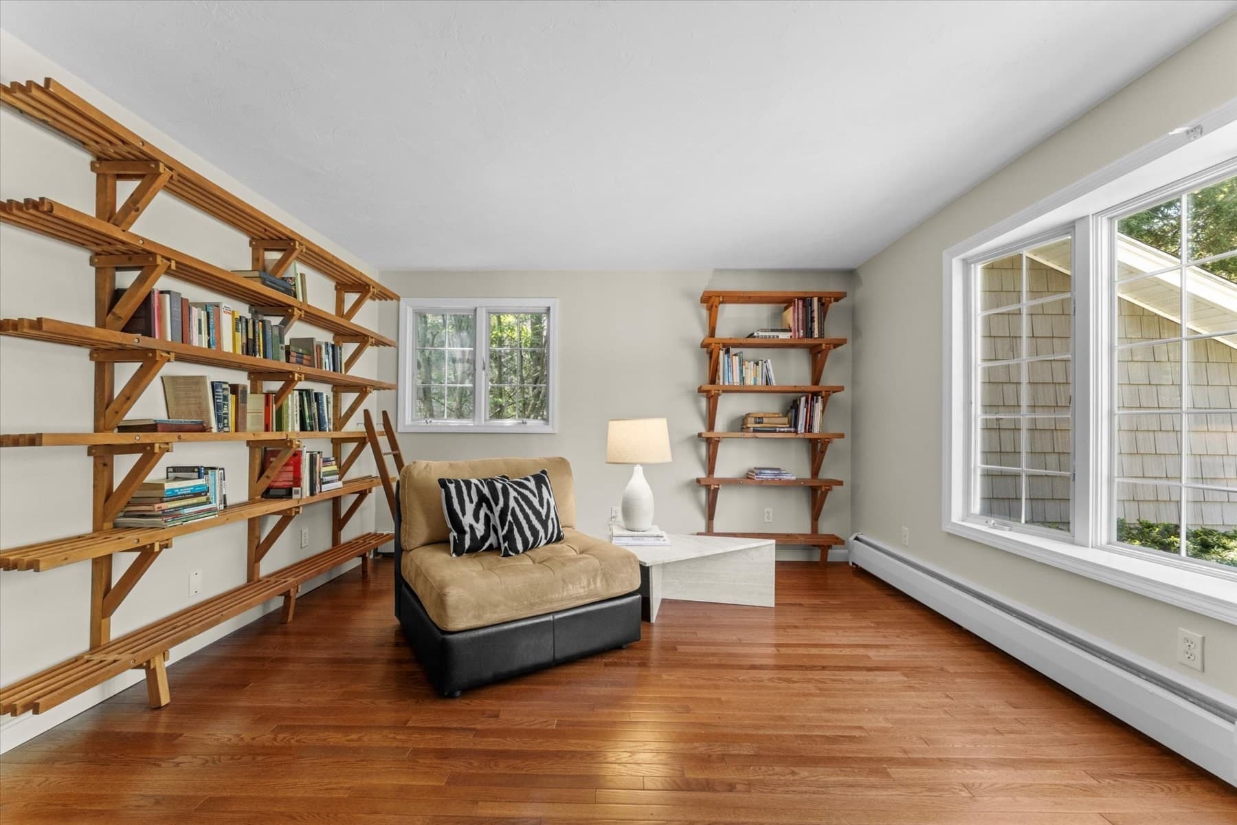 Single Family Residence at 91 Lake Shore Drive, West Brookfield MA 01585, photo 5 of 42