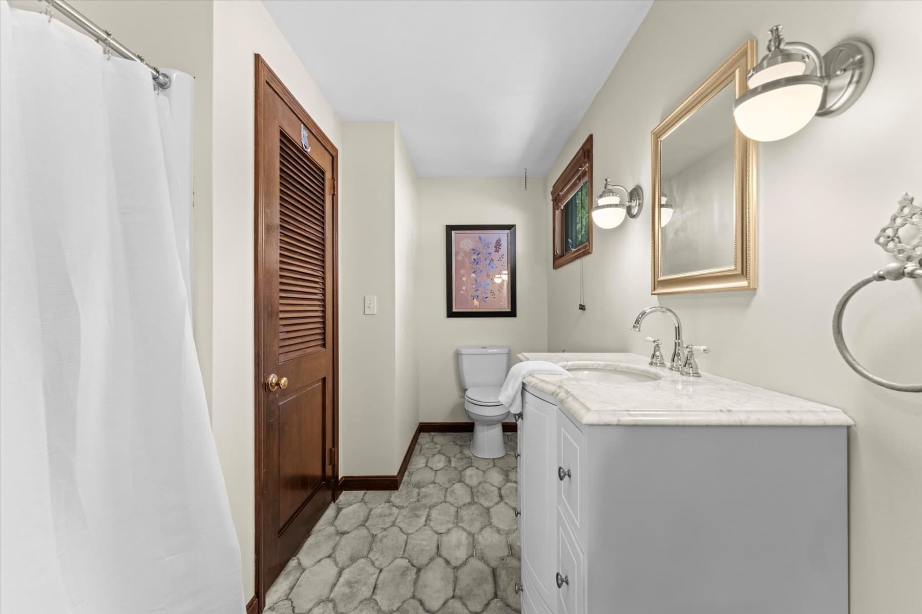 Single Family Residence at 91 Lake Shore Drive, West Brookfield MA 01585, photo 20 of 42