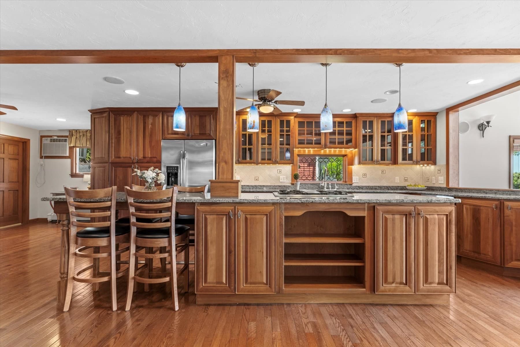 Single Family Residence at 91 Lake Shore Drive, West Brookfield MA 01585, photo 8 of 42