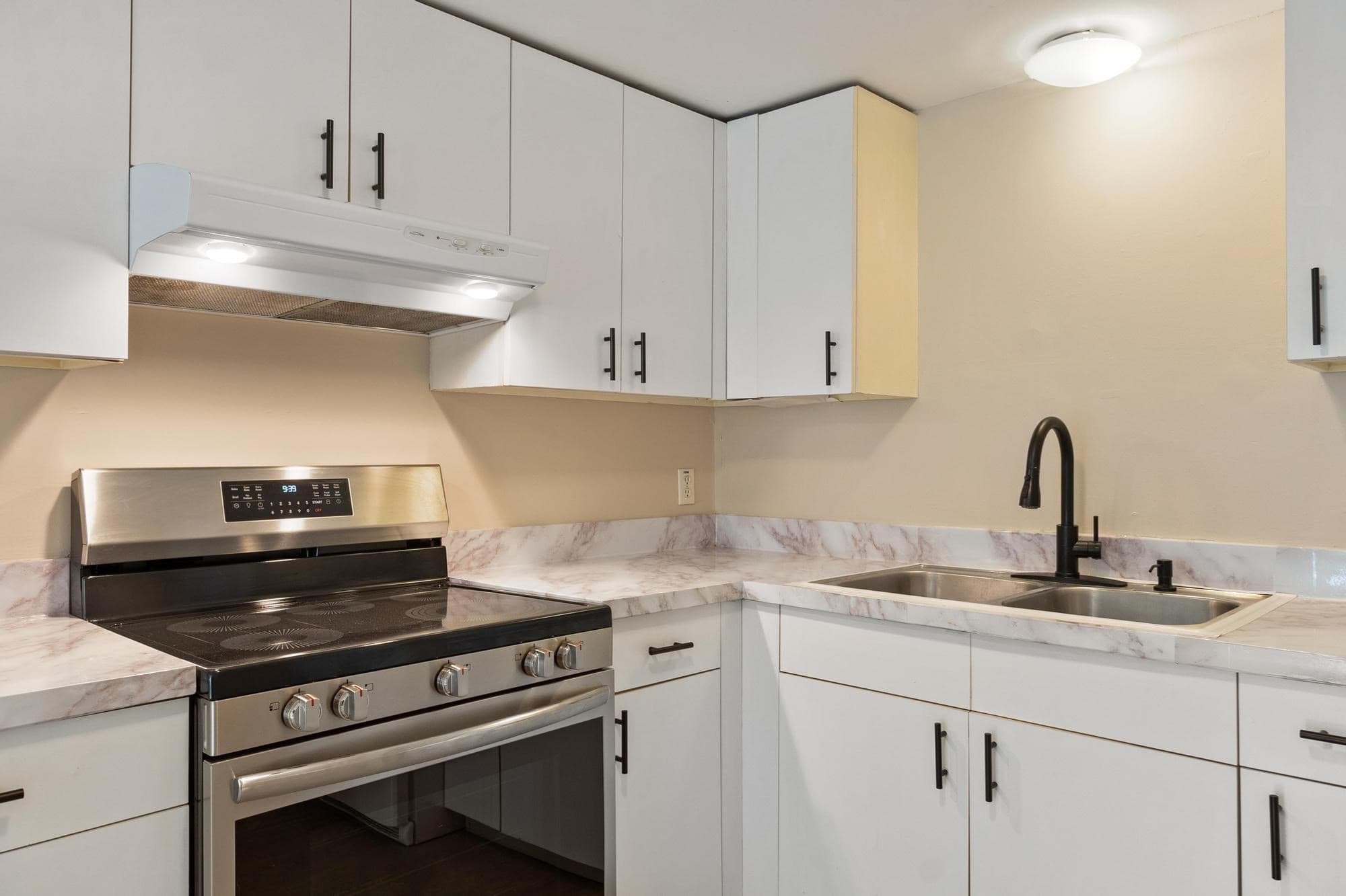 3 Family at 1 South Main St, New Salem MA 01355, photo 13 of 41