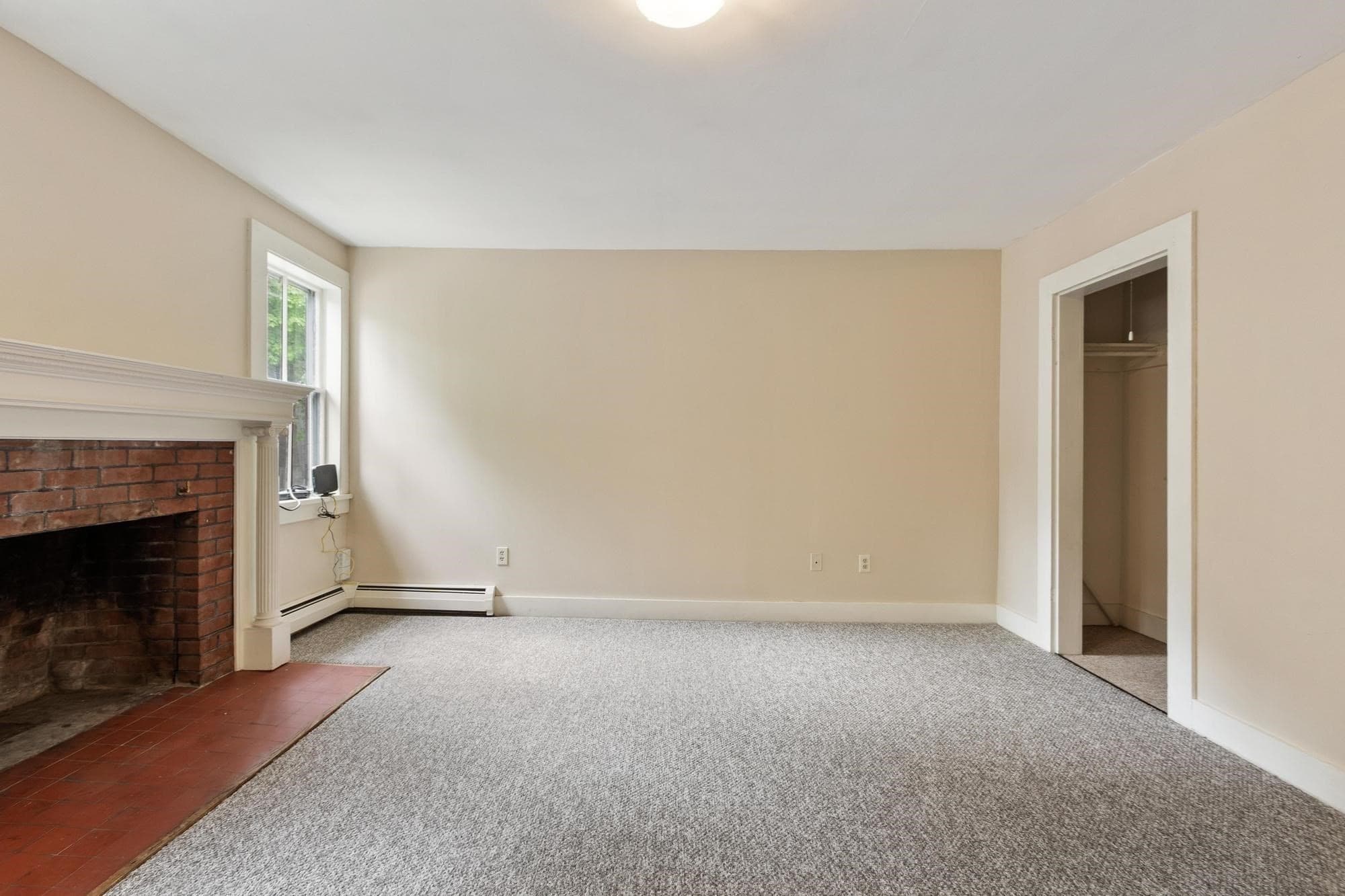 3 Family at 1 South Main St, New Salem MA 01355, photo 19 of 41