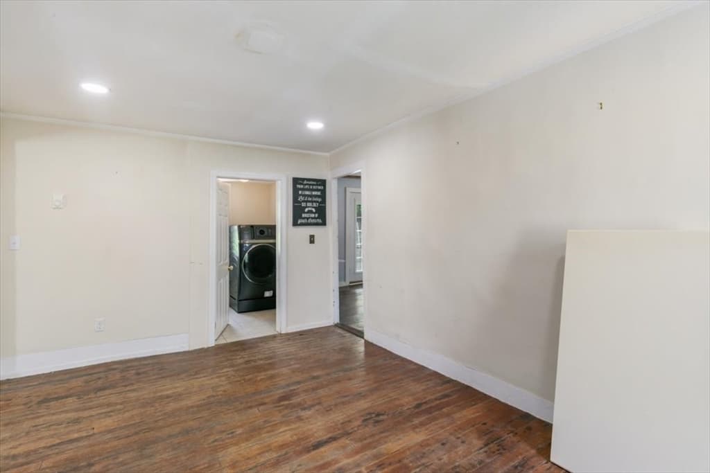 135 Hart St, Beverly MA 01915 photo 10
