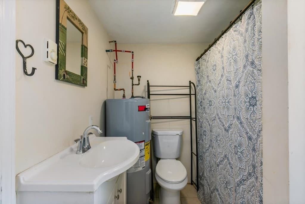 135 Hart St, Beverly MA 01915 photo 11