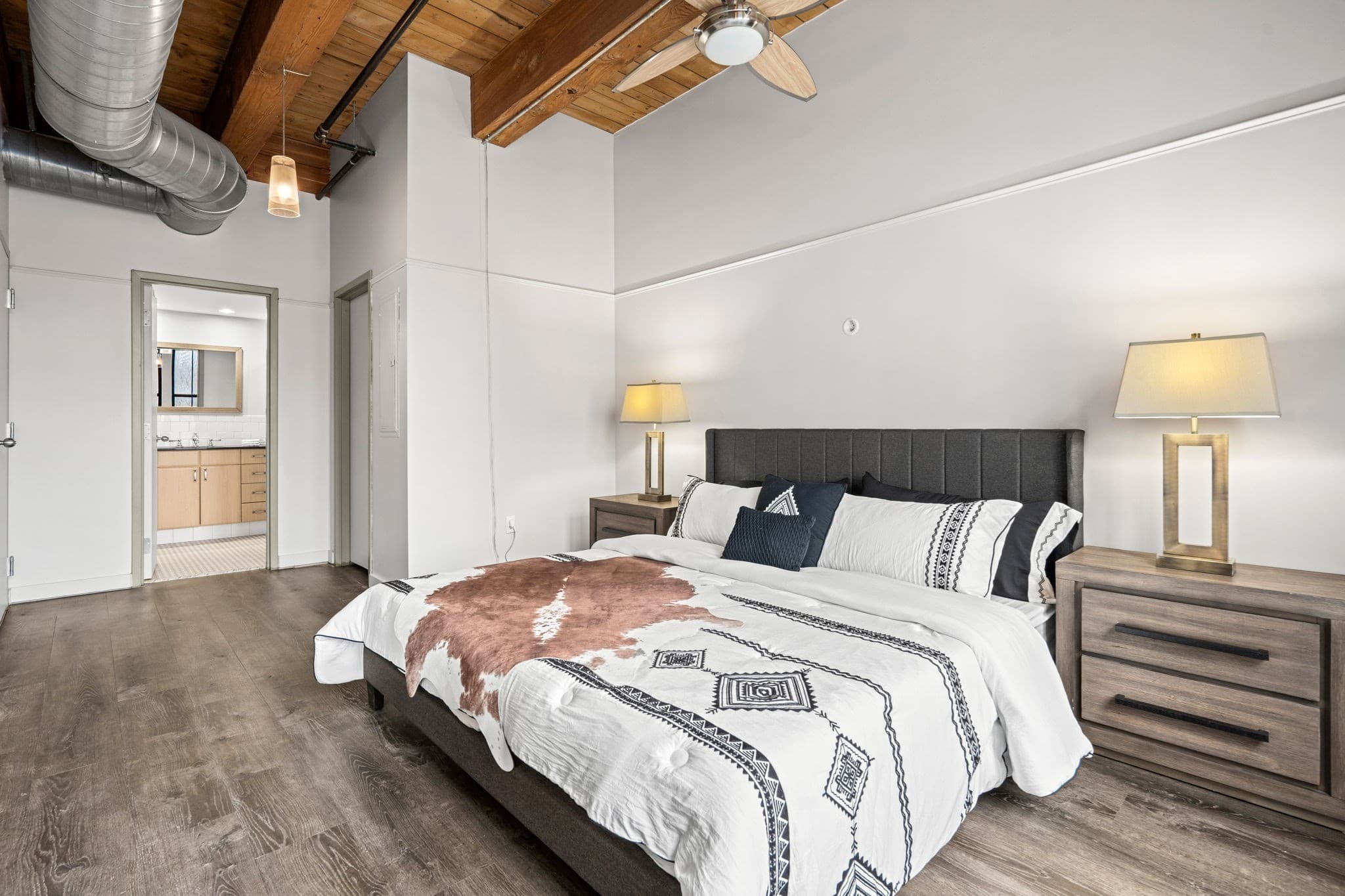 Condominium at 9 W Broadway # 301, Boston MA 02127, Boston, photo 23 of 38