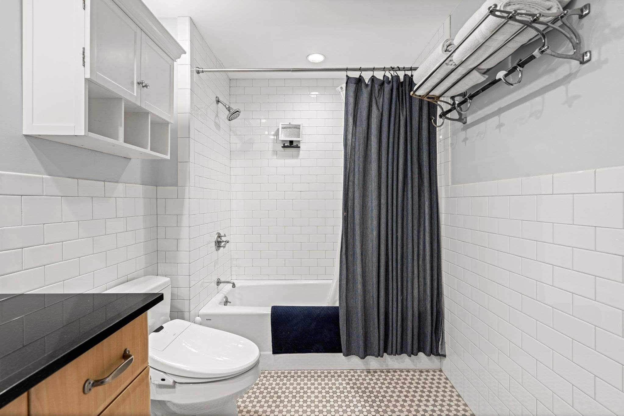 Condominium at 9 W Broadway # 301, Boston MA 02127, Boston, photo 26 of 38